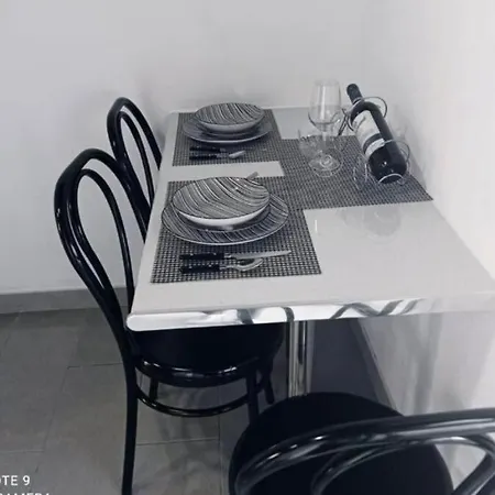 Centric Attic Apartamento