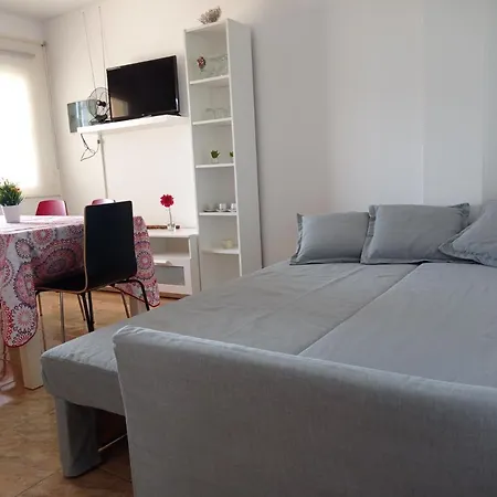 Apartment Mafasca, Comodo E Silenzioso, Terrazza E Cortile, Wi-fi