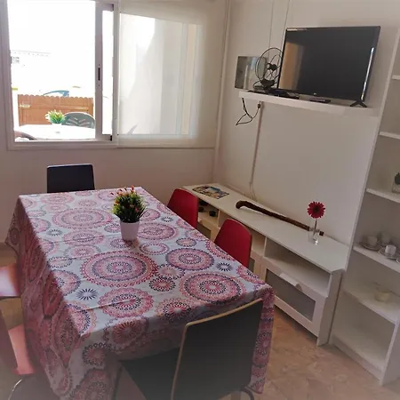 Apartment Mafasca, Comodo E Silenzioso, Terrazza E Cortile, Wi-fi