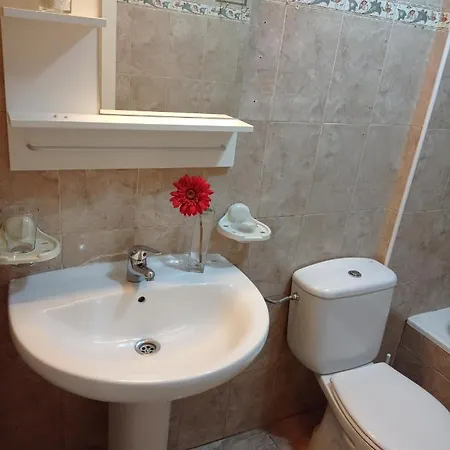 Apartment Mafasca, Comodo E Silenzioso, Terrazza E Cortile, Wi-fi *