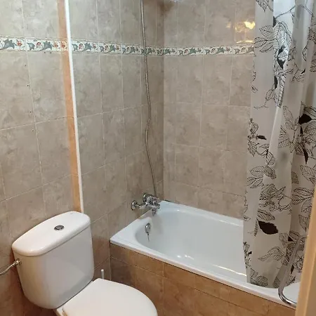 Apartment Mafasca, Comodo E Silenzioso, Terrazza E Cortile, Wi-fi