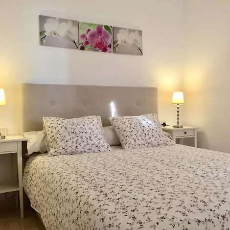 Apartment Tajinaste Mit Terrasse Und Meerblick