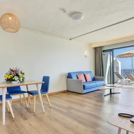 Garden & Sea Boutique By Livvo *