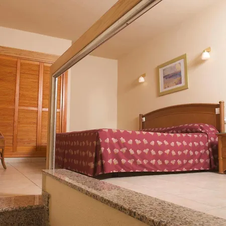 Apartment Punta Marina By Livvo