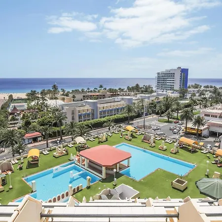 Palm Garden With Sea Views To The Pools And *