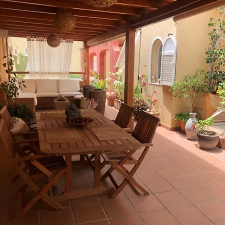 Holiday home Casa La Cornisa