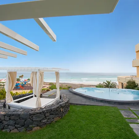 Iberostar Waves Playa Gaviotas Hotel