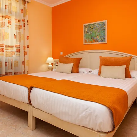 Villamar Aparthotel 3*
