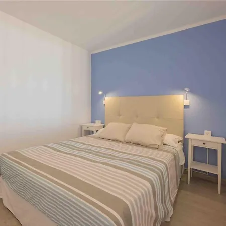 Ocean View Floor Wifi Aircon 11 Apartment