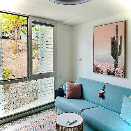 Apartment Amber - Pink