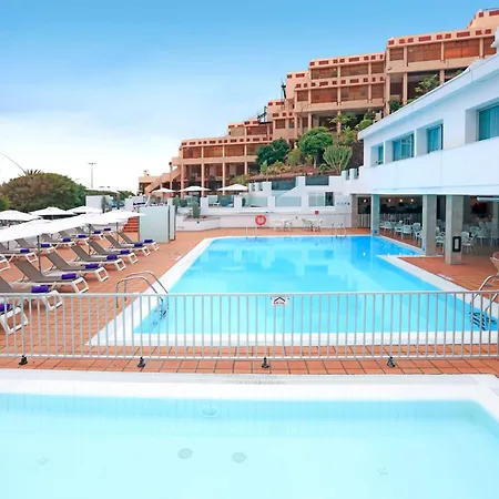 Fergus Cactus Garden Hotel 4*