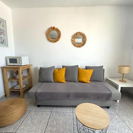 Palm Garden Apartment *