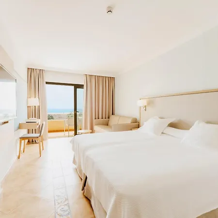 R2 Buganvilla & Hotel