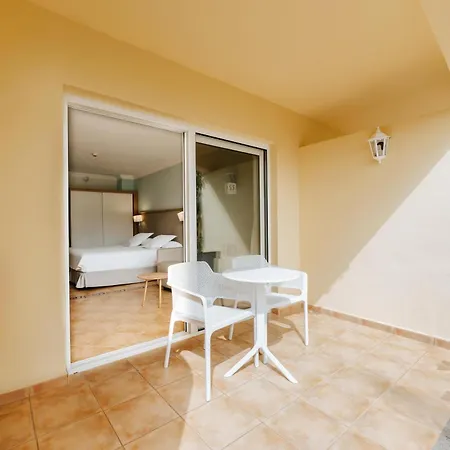 R2 Buganvilla & Hotel 4*