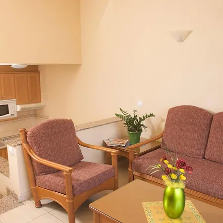Apartment Punta Marina By Livvo