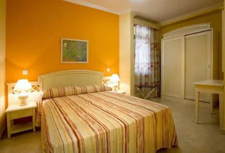 Villamar Aparthotel