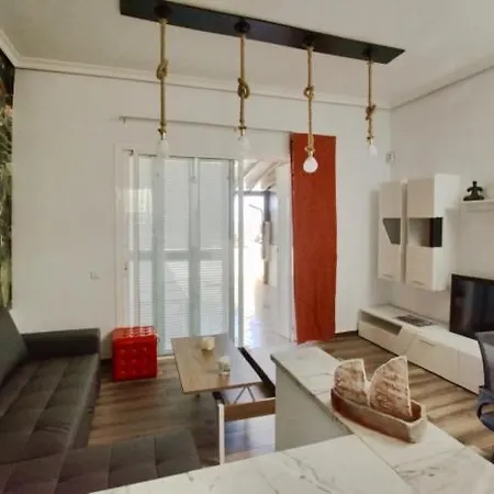 Near The Port, Wide, Confortable, Wi-fi, Terrace, Aircon Appartement *
